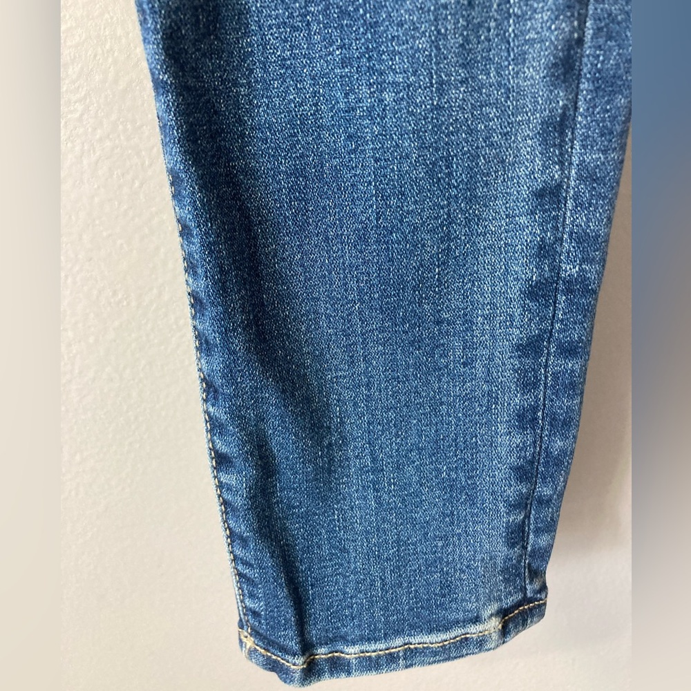 American Eagle Outfitters Denim
Superstretch High-rise Jegging 
Size 4 
Cotton - Picture 13 of 13